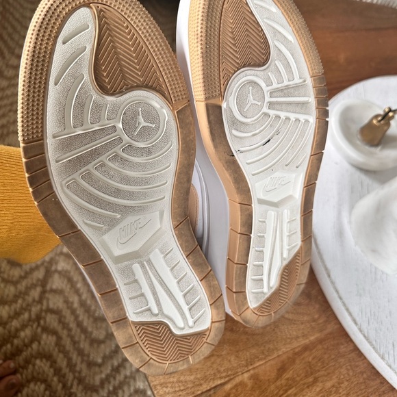 NIKE WMNS AIR JORDAN 1 ELEVATE LOW PRE-LOVED SIZE 8.5 - Picture 8 of 10